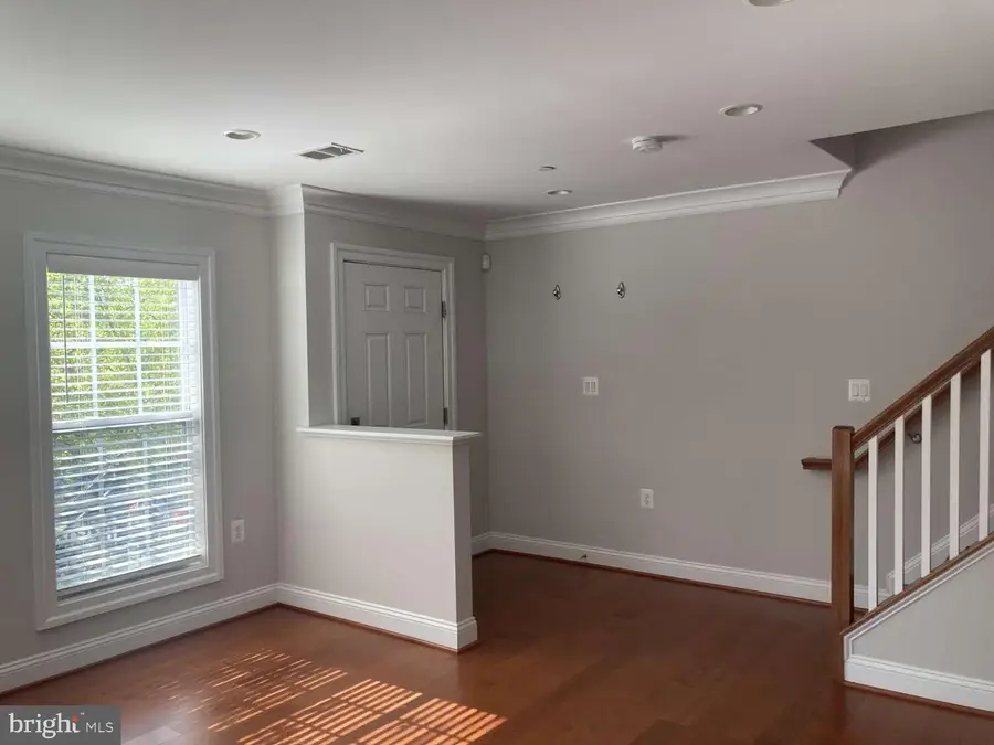 805 N Woodrow St, Arlington, VA 22203 - #2