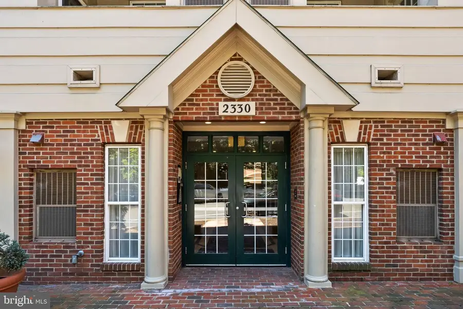 2330 14th St N #204, Arlington, VA 22201 - #3