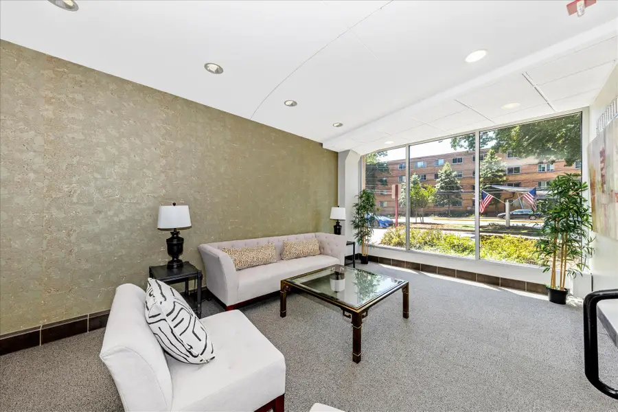 4401 Cherry Hill Rd N #33, Arlington, VA 22207 - #3