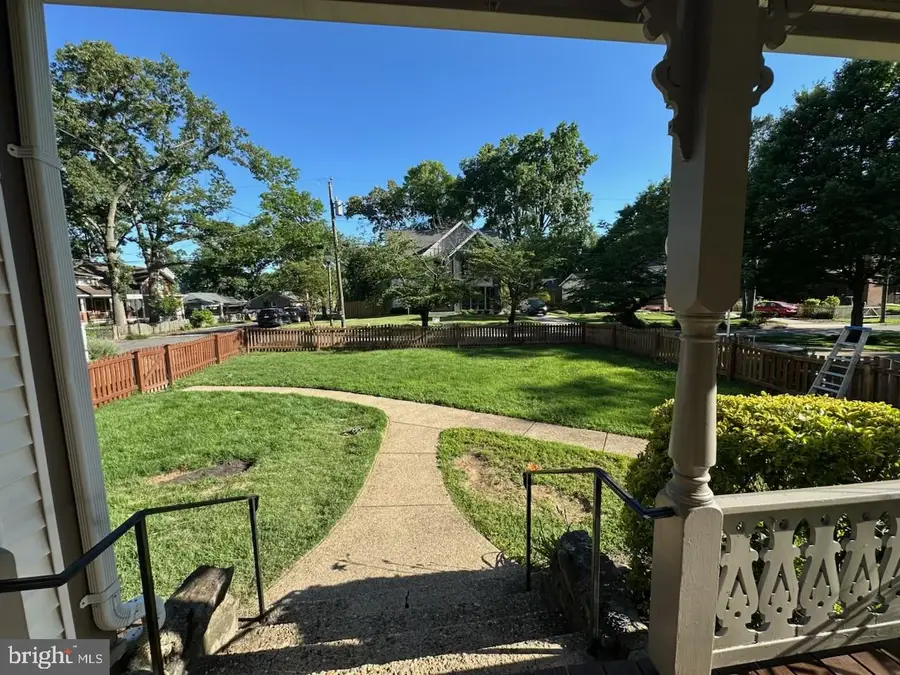 5501 3rd St S, Arlington, VA 22204 - #2