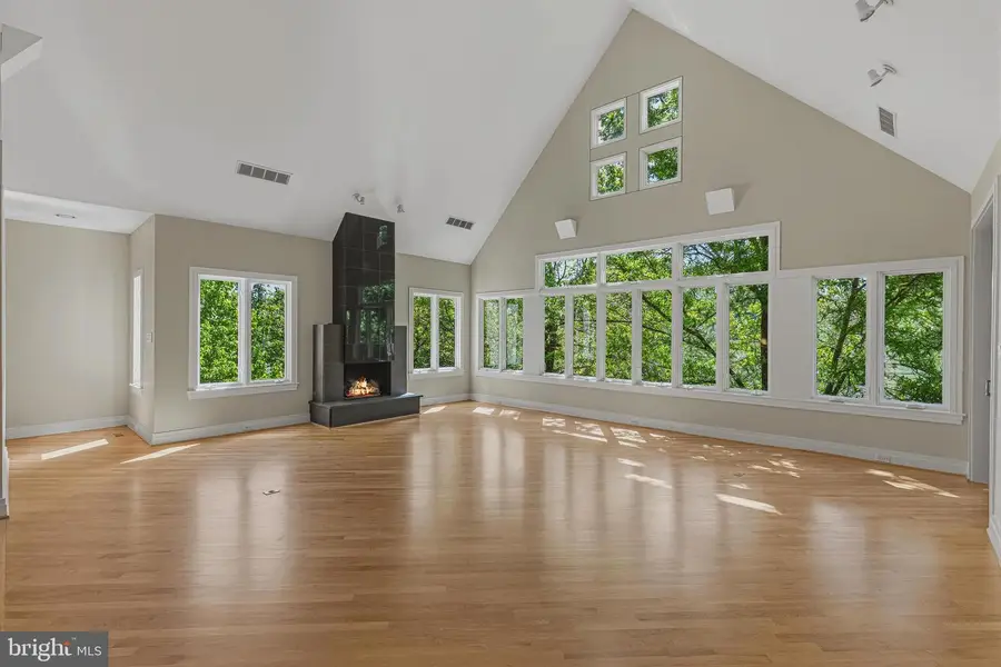 3190 N Woodrow St, Arlington, VA 22207 - #3