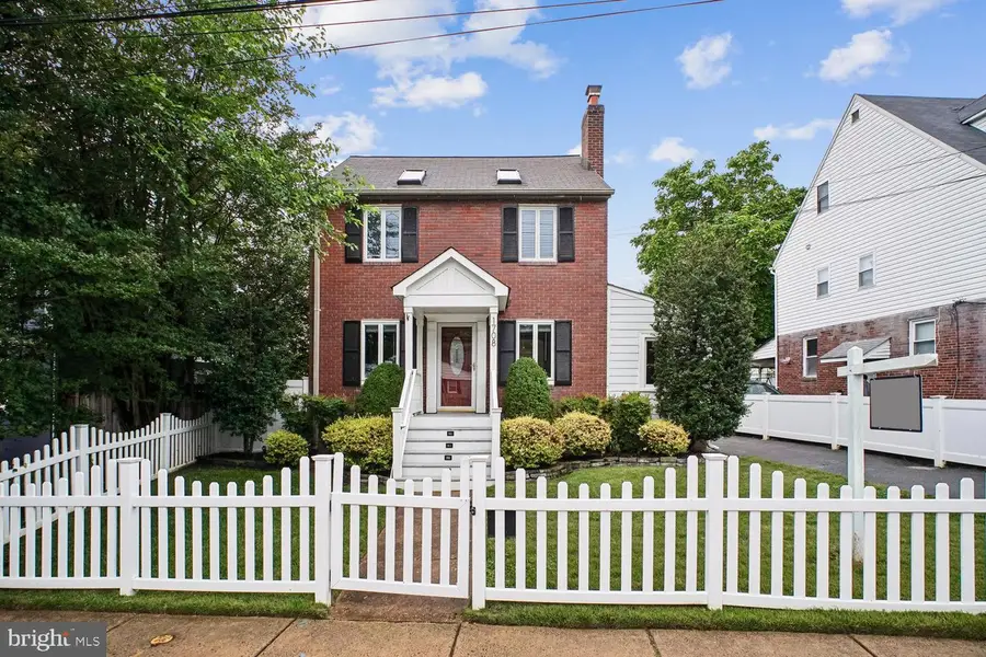 1708 N Quincy St, Arlington, VA 22207 - #2