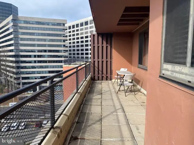 1121 Arlington Blvd #1012, Arlington, VA 22209 - #1
