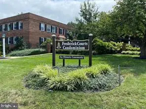 5118 Columbia Pike #3, Arlington, VA 22204 - #2