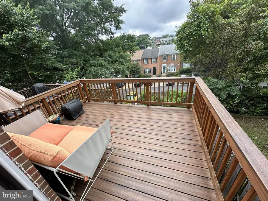 2035 S Glebe Rd, Arlington, VA 22204 - #2
