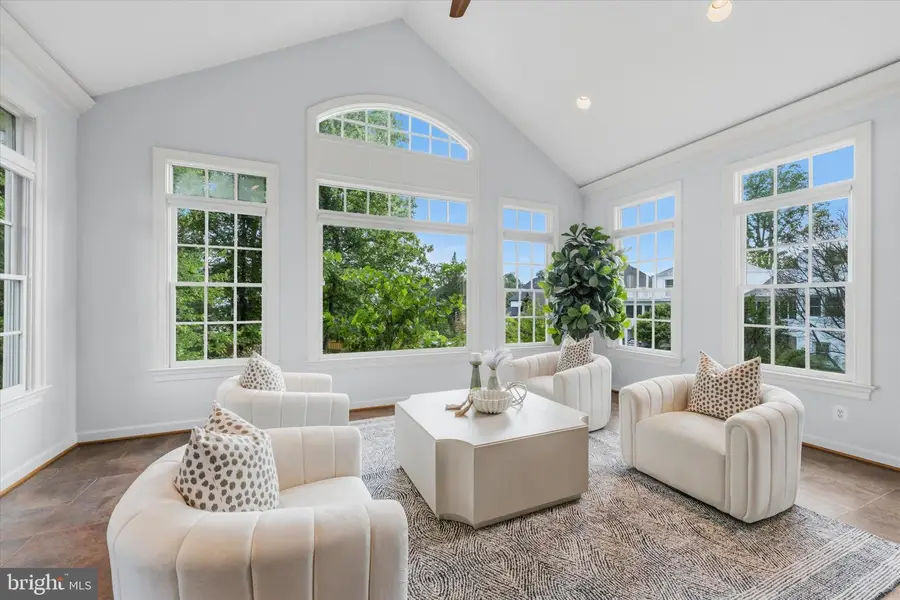 4928 Little Falls Rd, Arlington, VA 22207 - #2