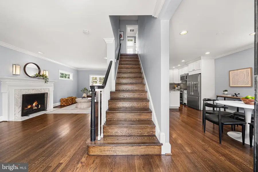 15 N Garfield St, Arlington, VA 22201 - #2