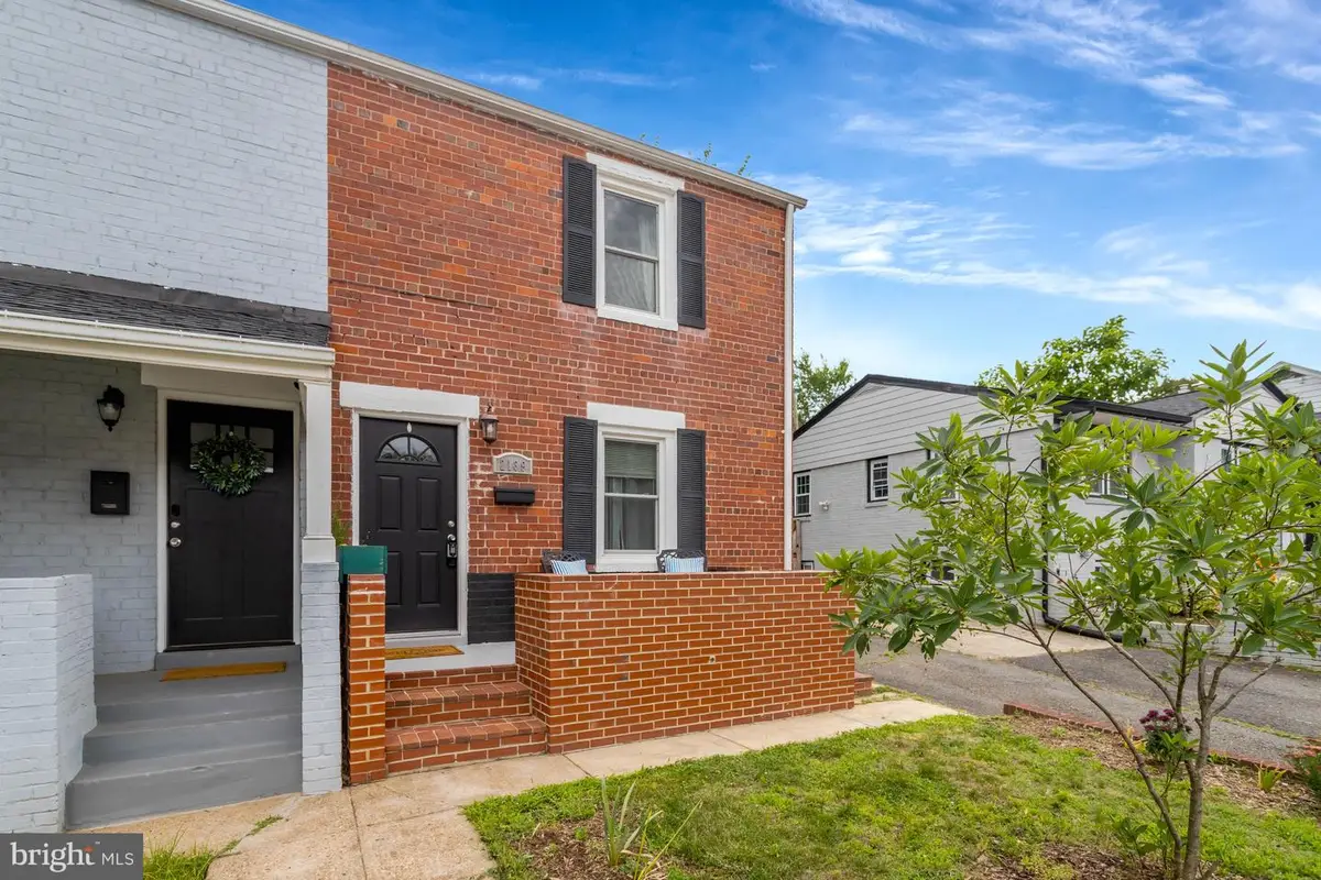 2139 S Oxford St, Arlington, VA 22204 - #1