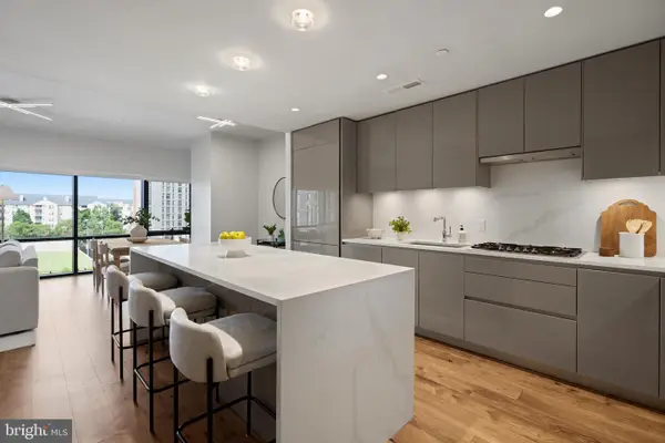 1781 N Pierce St #501, ARLINGTON, VA 22209
