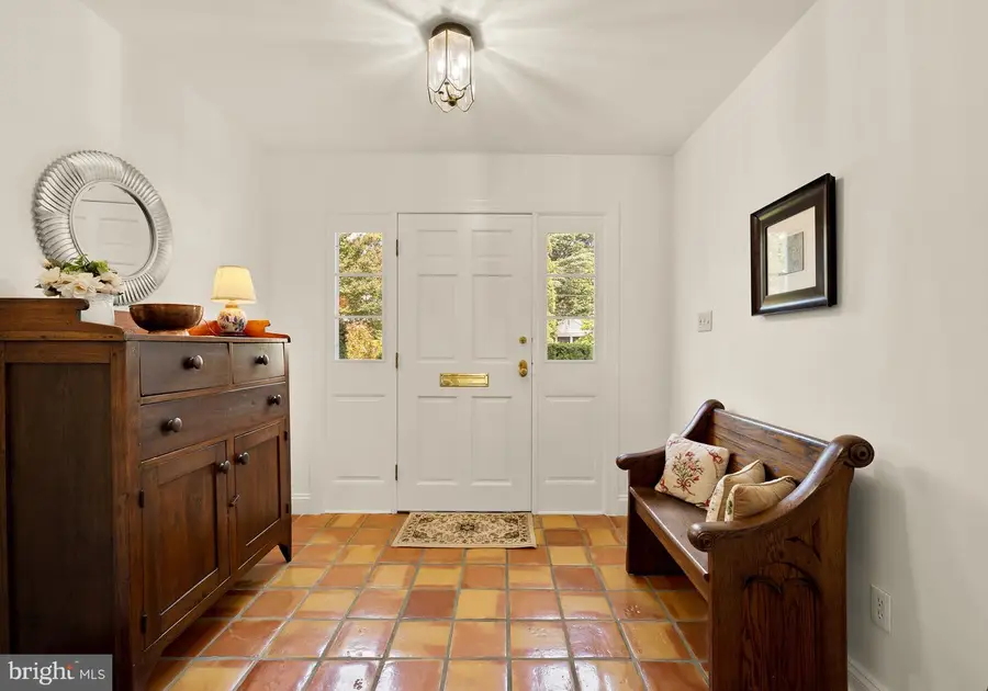 3630 37th St N, Arlington, VA 22207 - #3