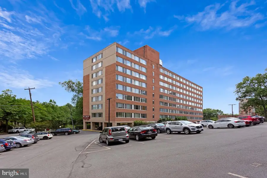 1210 N Taft St #909, Arlington, VA 22201 - #3