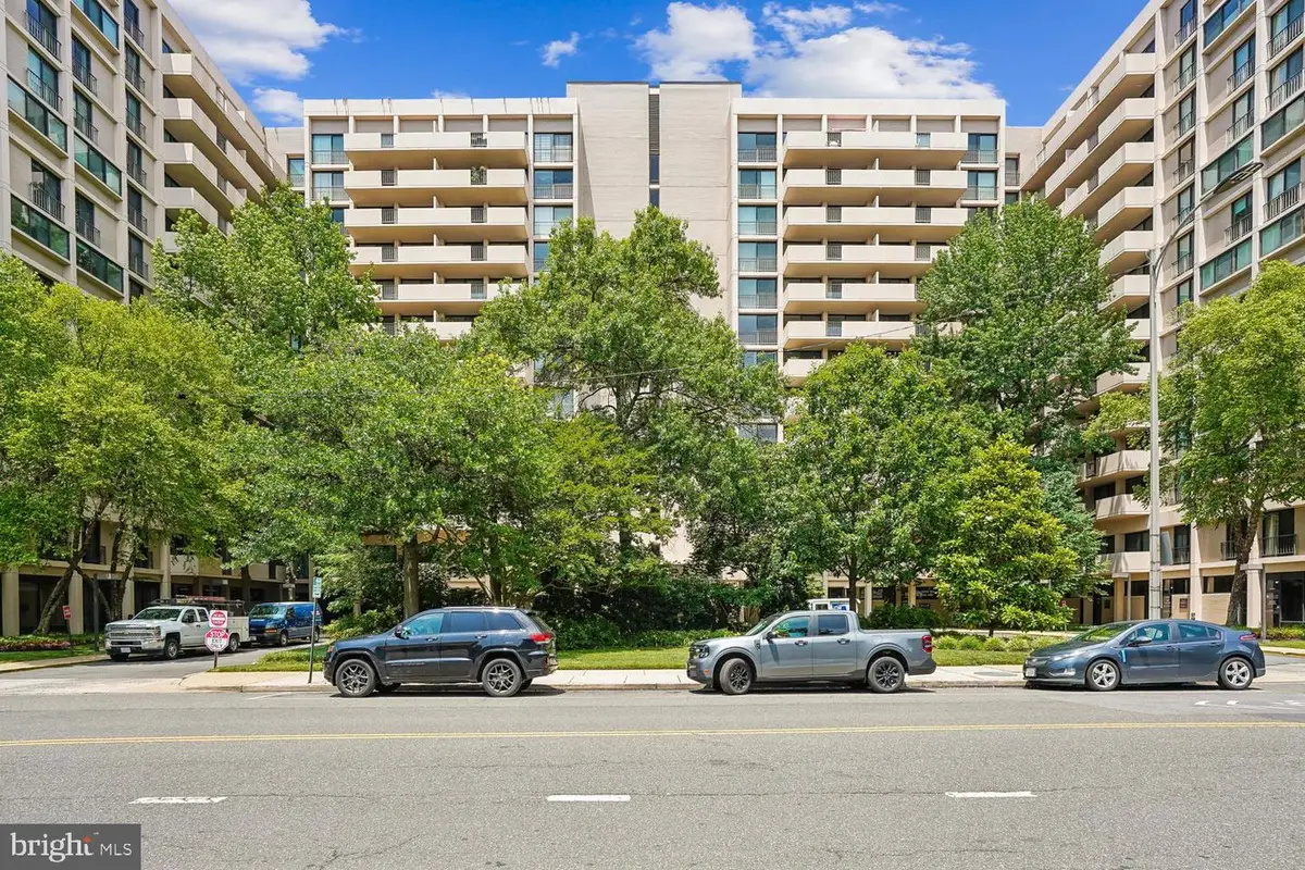 4141 N Henderson Rd #904, Arlington, VA 22203 - #1