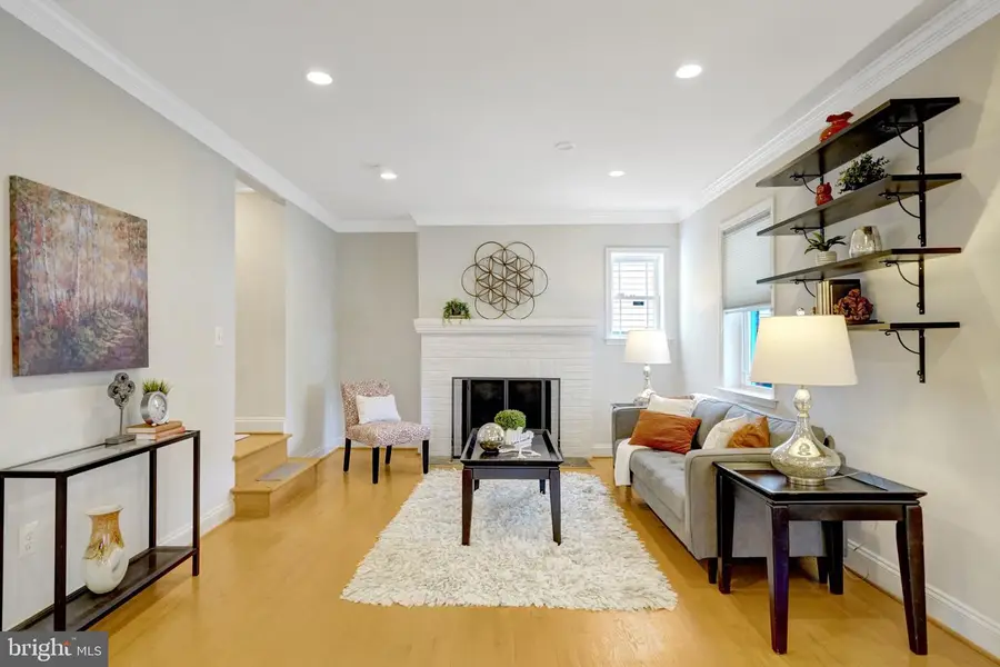 2249 N Wakefield St N, Arlington, VA 22207 - #3