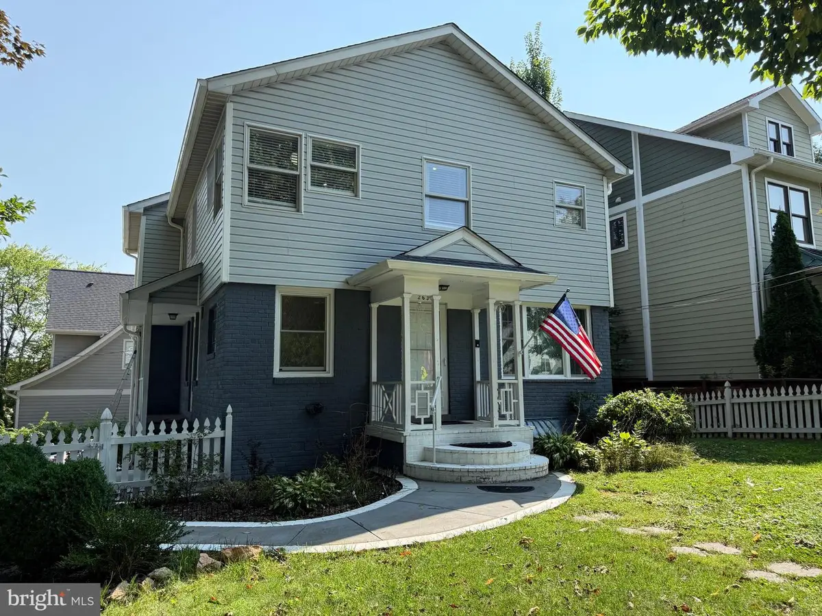 2637 N Greenbrier St, Arlington, VA 22207 - #1