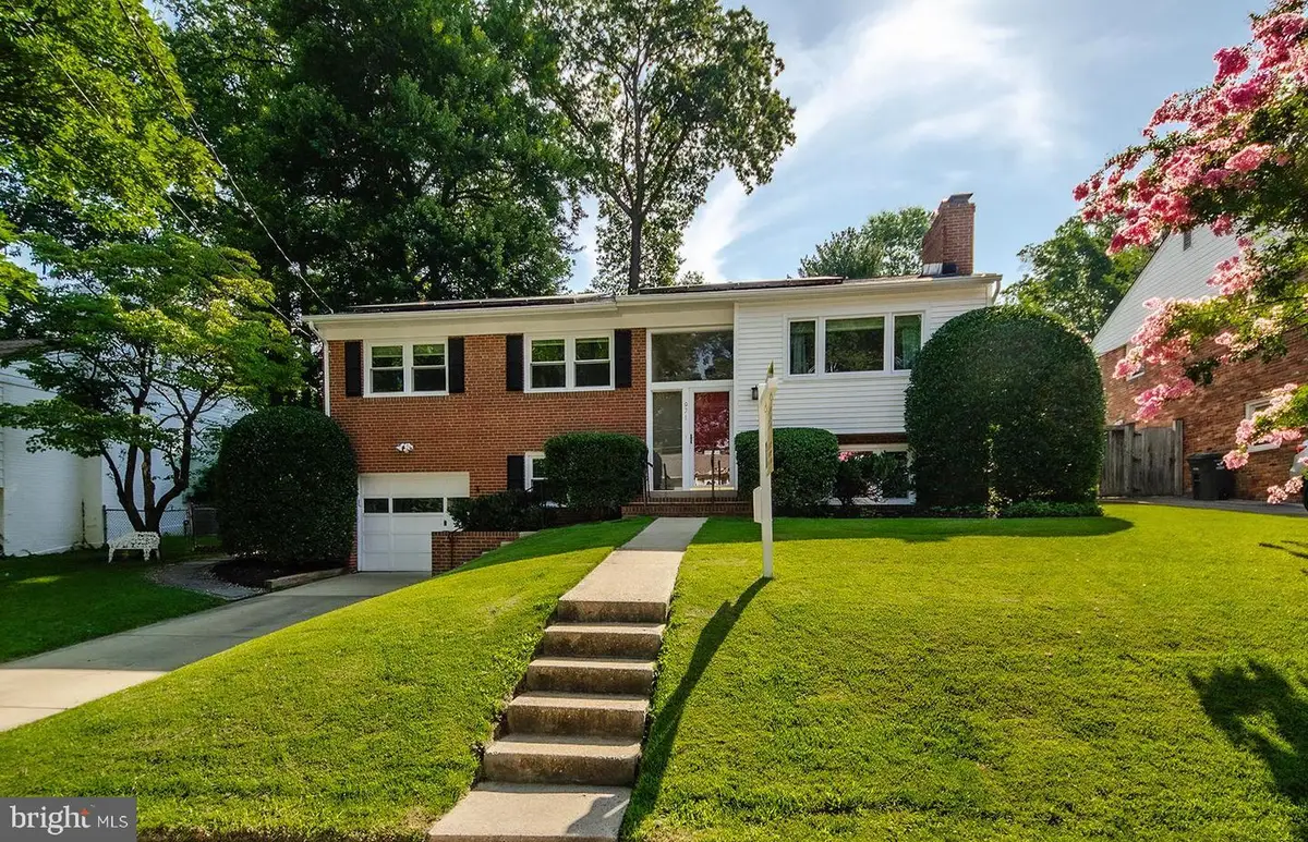 971 N Rochester St, Arlington, VA 22205 - #1