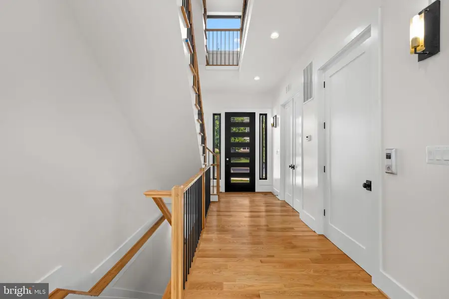 6424 29th St N, Arlington, VA 22207 - #2