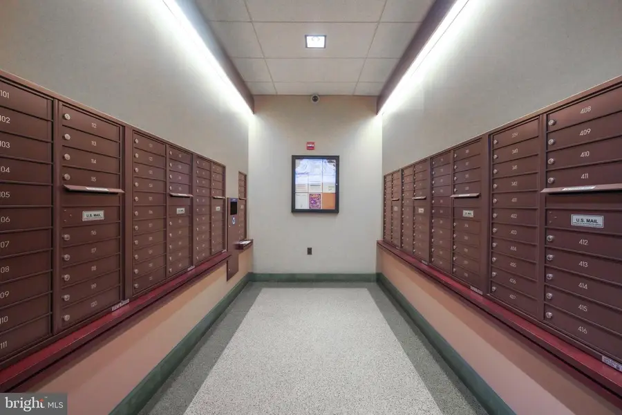 4600 S Four Mile Run Dr #1028, Arlington, VA 22204 - #2