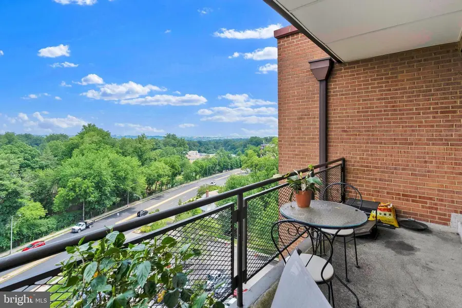 4390 Lorcom Ln #805, Arlington, VA 22207 - #2