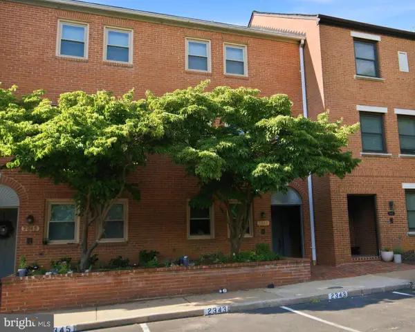 2343 9th St S, ARLINGTON, VA 22204