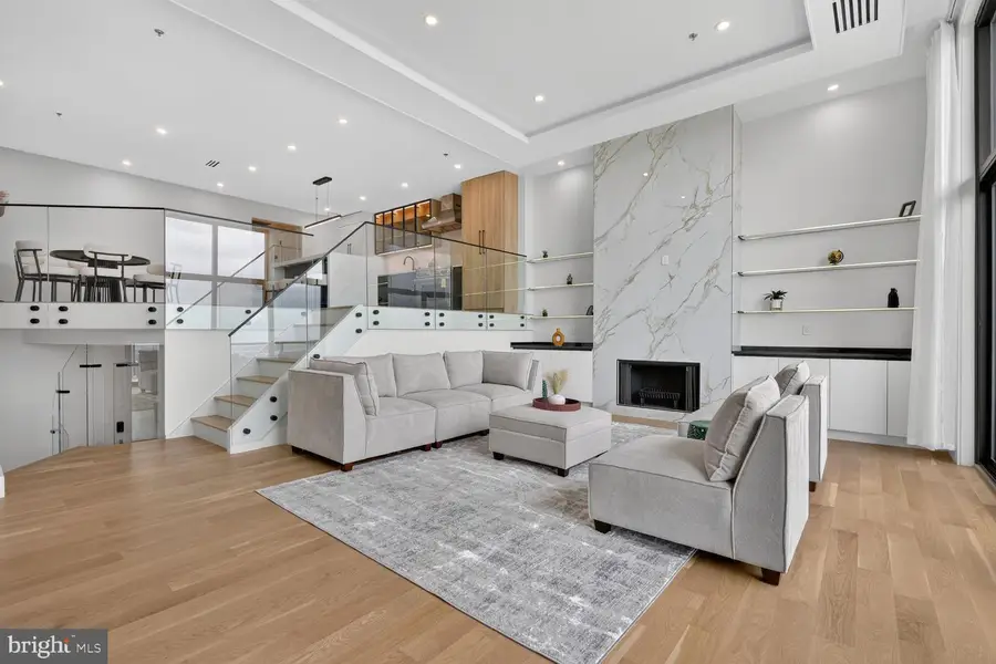 1401 N Oak St #903, Arlington, VA 22209 - #3