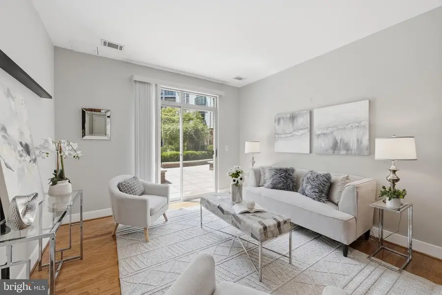 1800 Wilson Blvd #105, Arlington, VA 22201 - #2