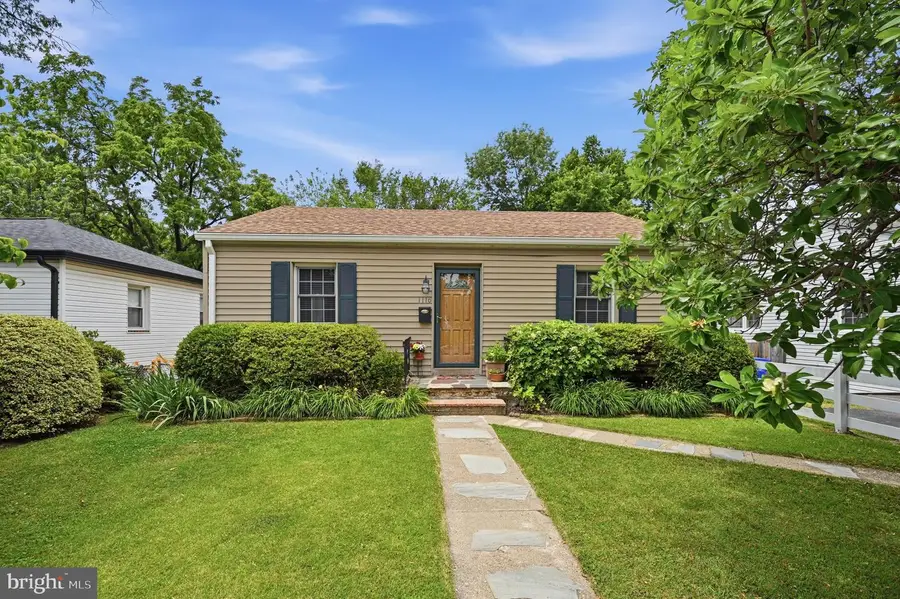 1116 N Roosevelt St N, Arlington, VA 22205 - #2
