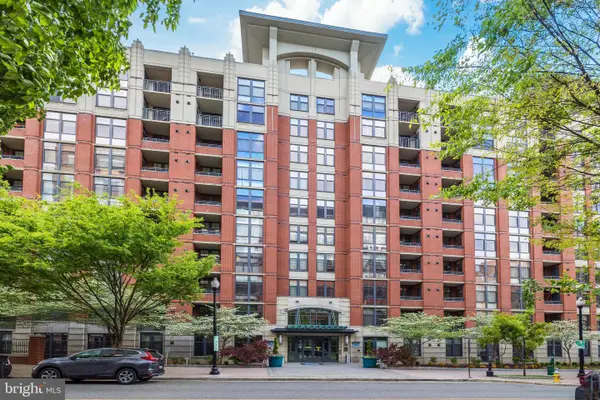 1021 N Garfield #327, ARLINGTON, VA 22201