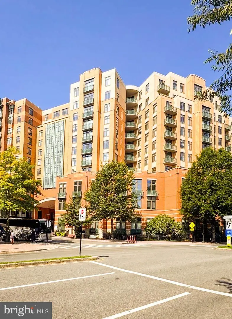 2720 S Arlington Mill Dr #509, Arlington, VA 22206 - #1