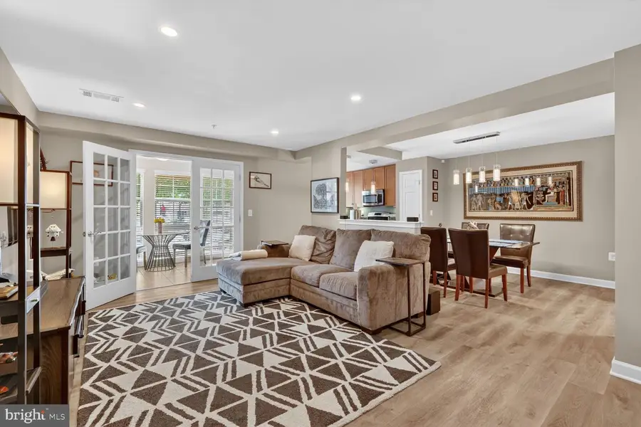 4113 S Four Mile Run Dr #102, Arlington, VA 22204 - #3