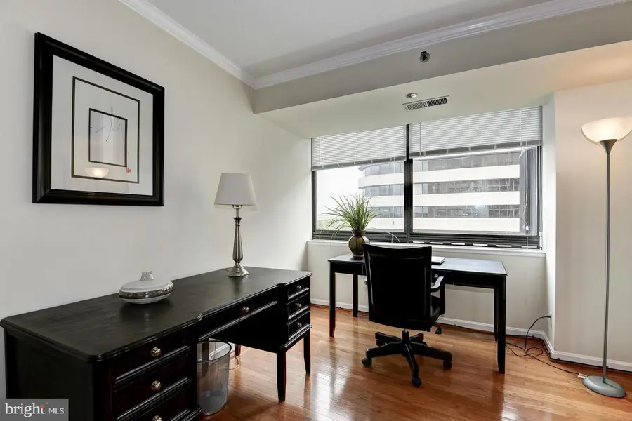 1805 Crystal Dr #713s, Arlington, VA 22202 - #2