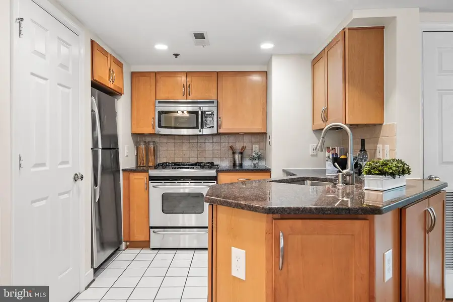 1045 N Utah St #2-501, Arlington, VA 22201 - #3