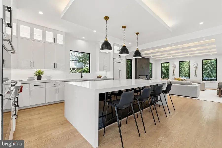 1211 20th St S, Arlington, VA 22202 - #2