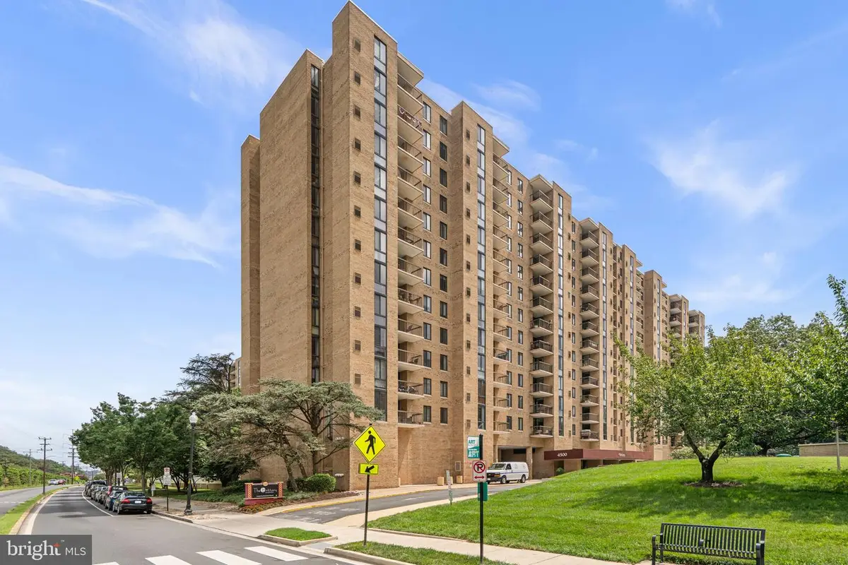 4500 S Four Mile Run Dr #1122, Arlington, VA 22204 - #1