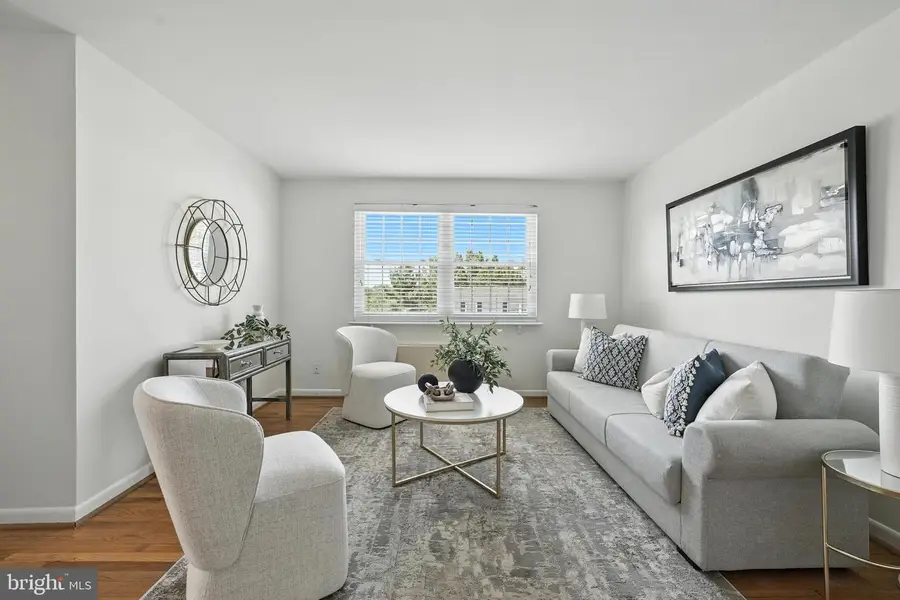 2030 N Vermont St #304, Arlington, VA 22207 - #3