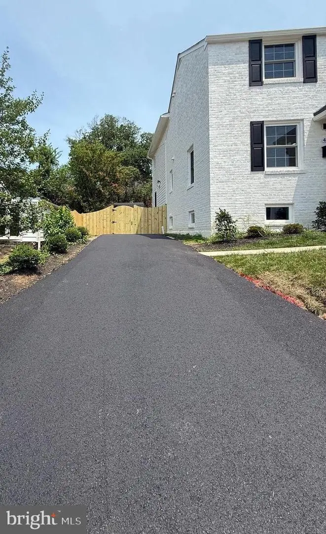 4963 34th St N, Arlington, VA 22207 - #2