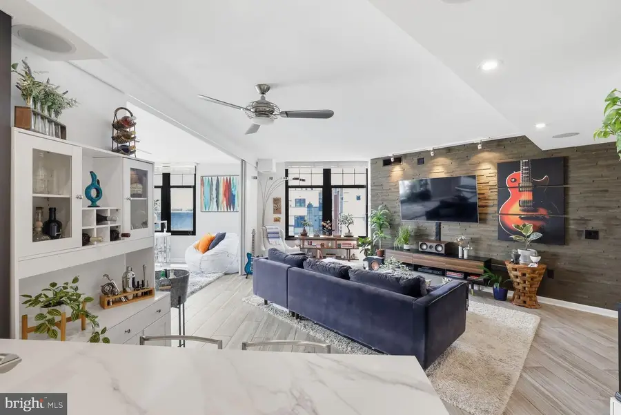 1021 N Garfield St #913, Arlington, VA 22201 - #3