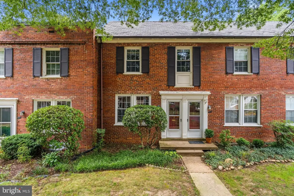 2600 16th St S #693, Arlington, VA 22204 - #1