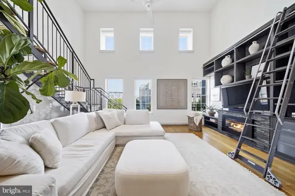 1700 Clarendon Blvd #158, ARLINGTON, VA 22209