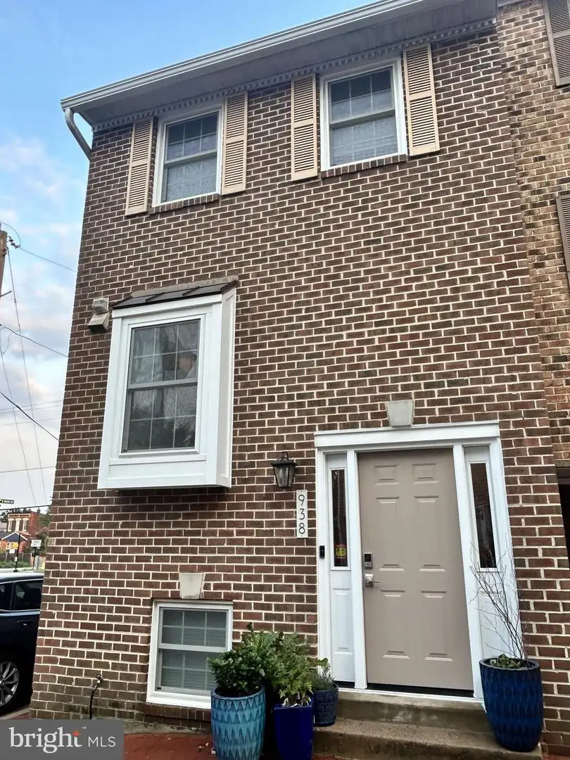 938 S Rolfe St, Arlington, VA 22204 - #1