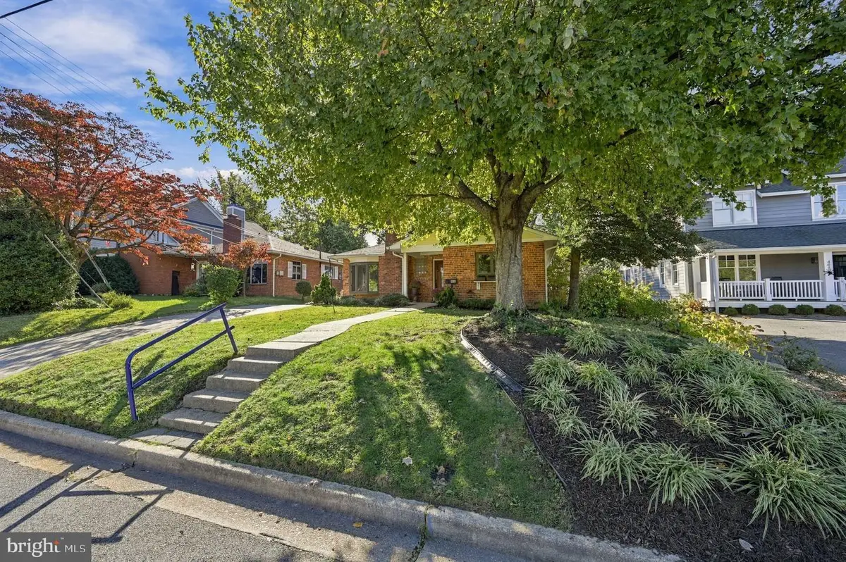 4840 33rd Rd N, Arlington, VA 22207 - #1