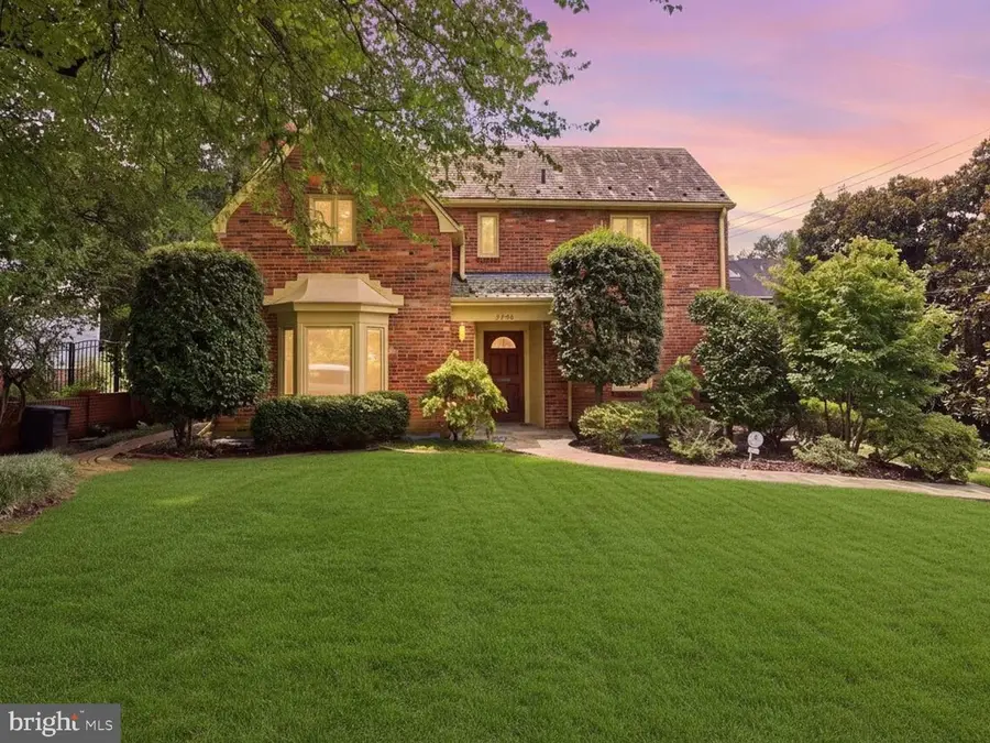 2620 Fort Scott Dr, Arlington, VA 22202 - #2