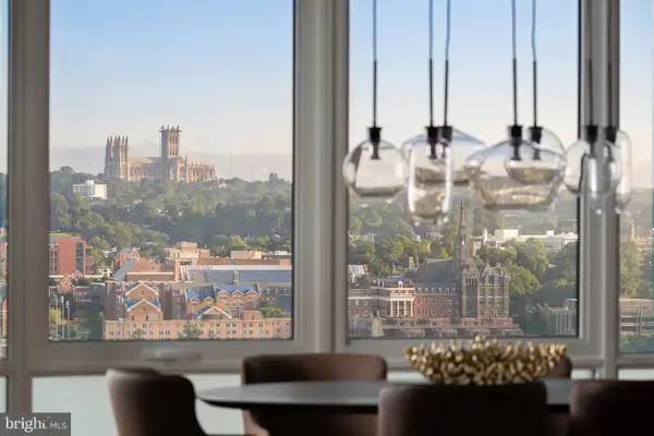 1781 N Pierce St #1702, ARLINGTON, VA 22209
