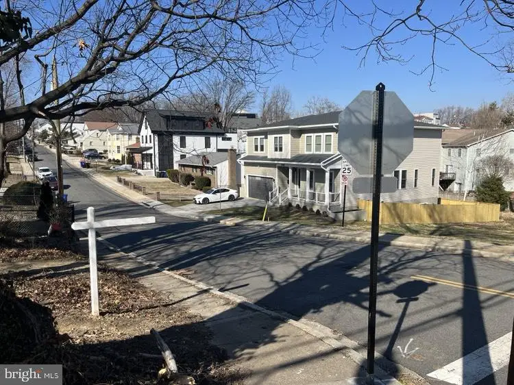2148 S Monroe St, Arlington, VA 22204 - #1