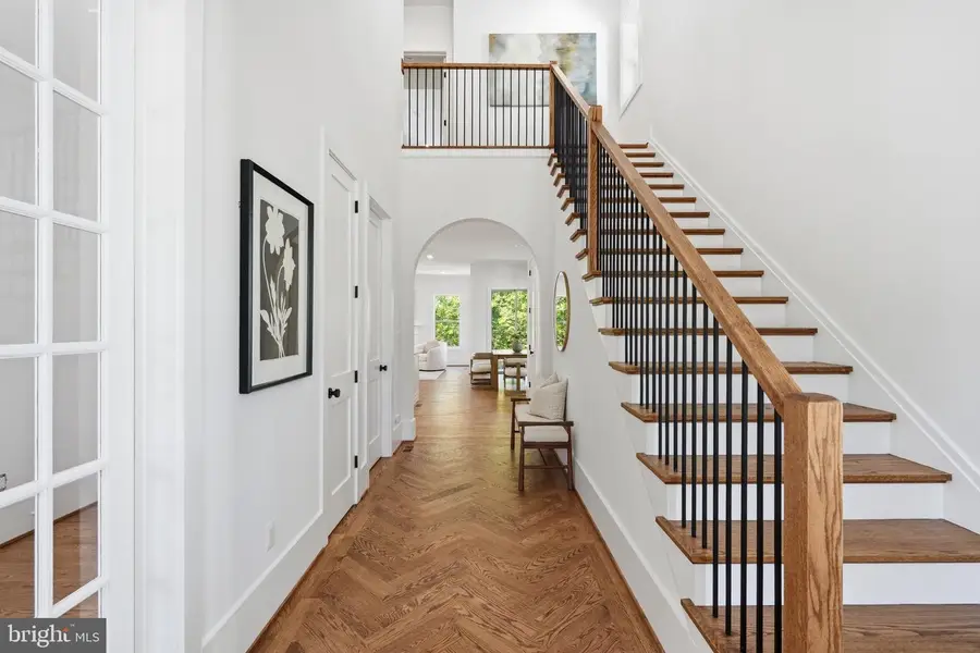 4632 3rd St S, Arlington, VA 22204 - #3