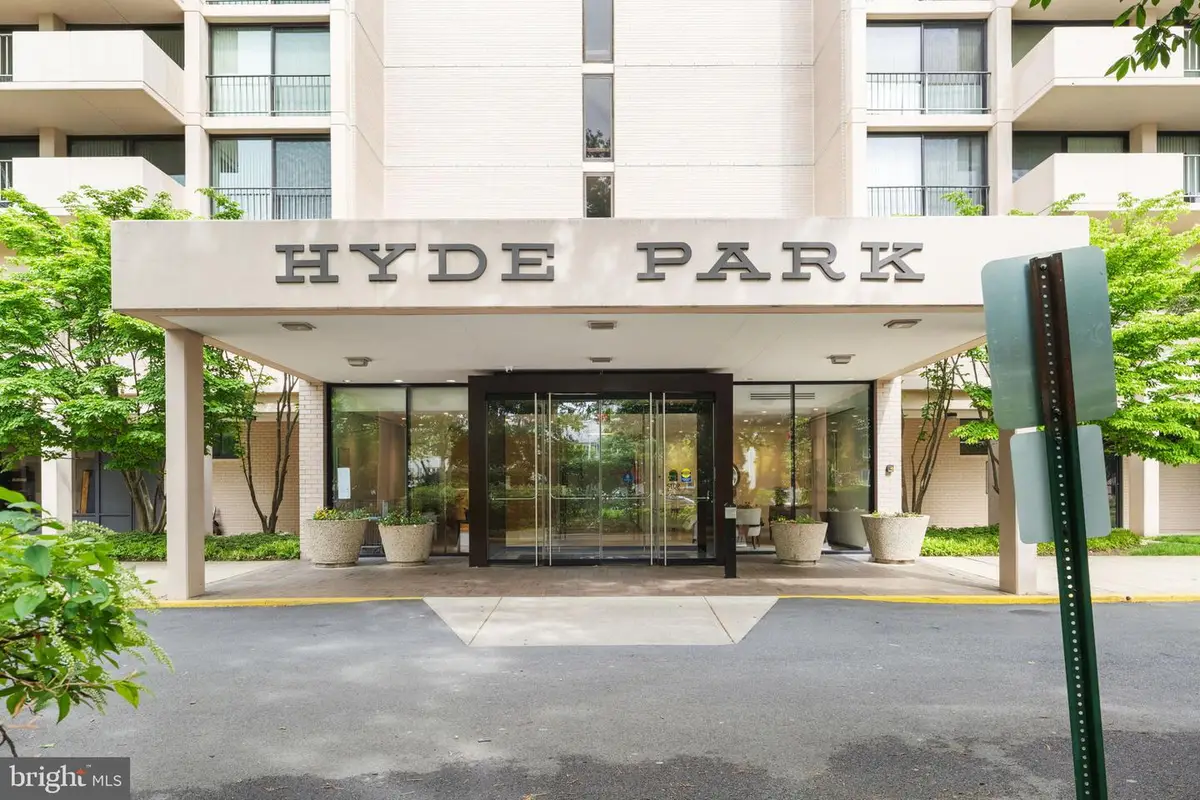 4141 N Henderson Rd #1026, Arlington, VA 22203 - #1