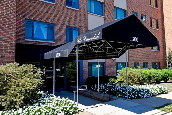 1300 S Arlington Ridge Rd #204, ARLINGTON, VA 22202