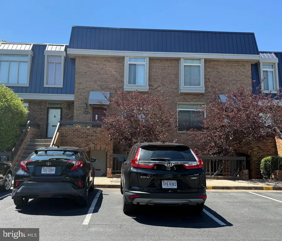 1605 S Hayes St #1, Arlington, VA 22202 - #2