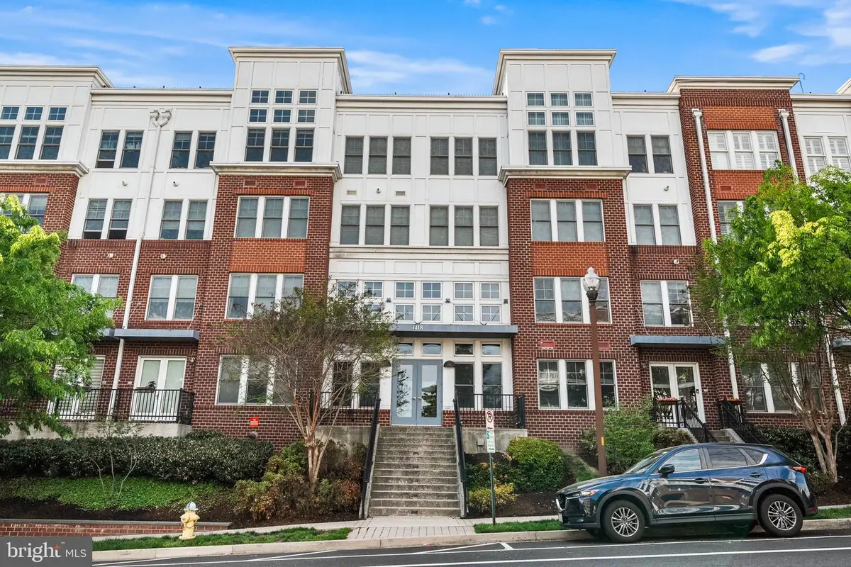 1418 N Rhodes St #b120, Arlington, VA 22209 - #1