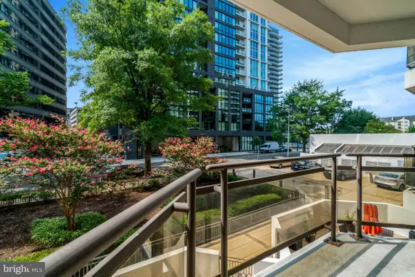 1530 Key Blvd #219, ARLINGTON, VA 22209