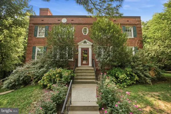 1917 N Rhodes St #13, ARLINGTON, VA 22201